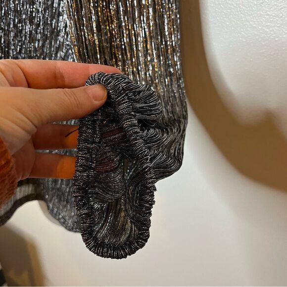 Nine West Metallic-Threaded Blouson-Sleeve Top Size Medium - Picture 8 of 11